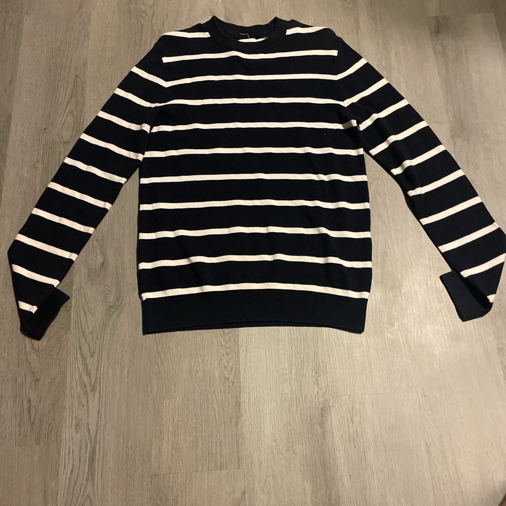 H&M Men's Sweater in Navy and Cream Stripes